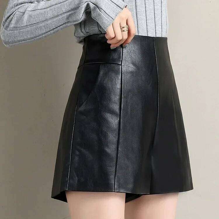 Black Leather Wide Leg Short Pants High Waist Women's Autumn Winter Loose Slimming Boot Cut Trousers plus Size Outerwear XJ260206