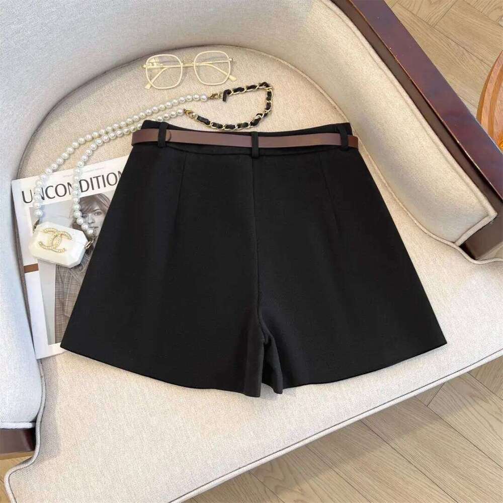 High Waisted Office OL Warm Women Woolen Shorts With Belt Autumn Winter Korean Style Wide Leg Short Pants Lady H260206