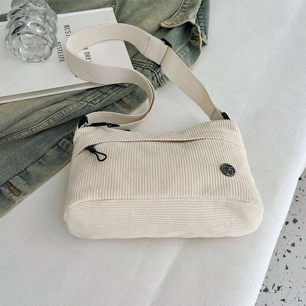 New Minimalist Fleece Women's Shoulder Versatile Multi-Layer Commuting Crossbody Bag XJ260129