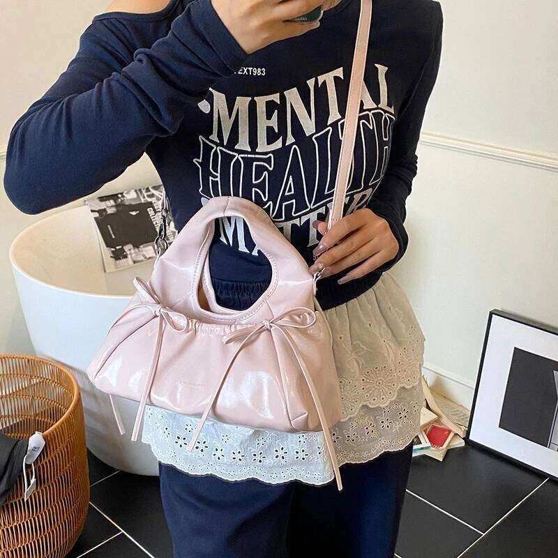 Trendy Versatile Women's PU Leather Bow Single Shoulder Crossbody Bag Simple Casual Commuting Storage Armpit Bags Y260205