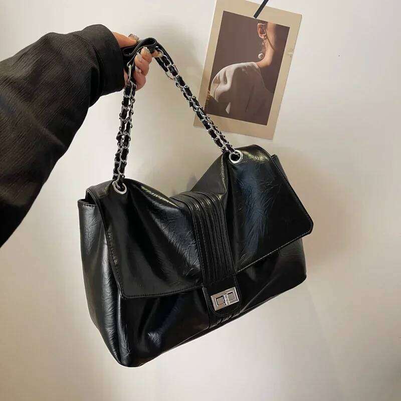 Classic Fashion Trend Women's Large Capacity Handbag 2024Solid Chain Embellished Single Shoulder Crossbody Purse Black White Y260205