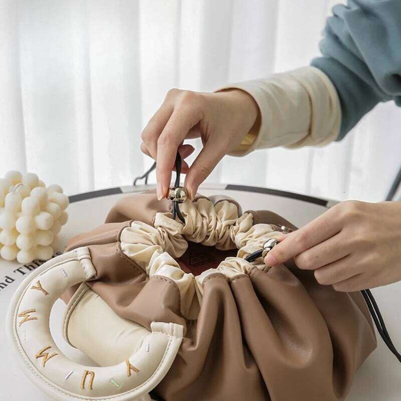 New Drawstring Makeup for Women Portable Waterproof PU Concatenate Travel Toiletry Handheld Storage Cosmetic Bag Y260206
