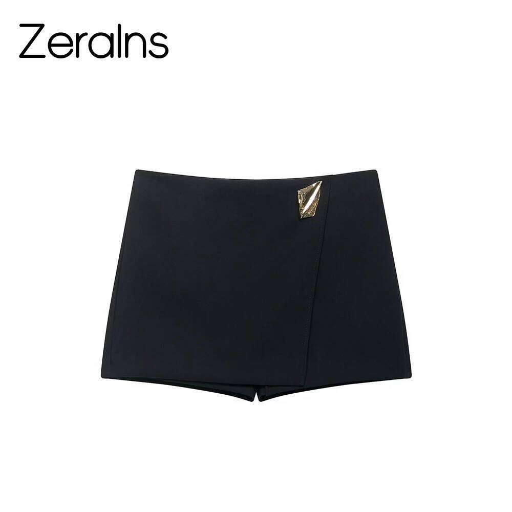 ZERAINS Autumn new women's clothing European and American style high waist asymmetrical metal decoration casual shorts XJ260206