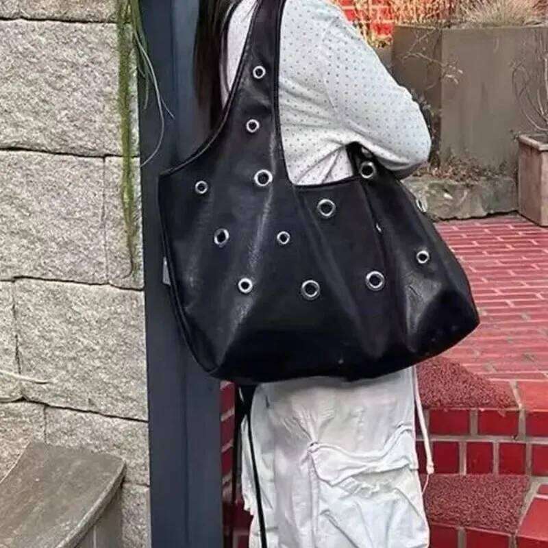 Large Capaci Casual Travel Women's oulder Rivet Design Double Strap Underarm Faionable Handbag Tote Bag Y260205