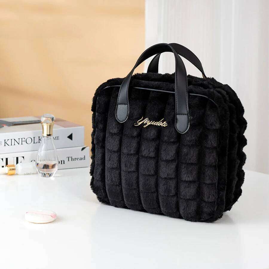 Plushes Makeup Case Relaxed Cosmetic Bag Women Jewelry Storage Pouch Girl Organizer Handbags Gift Hot Sales Y260206