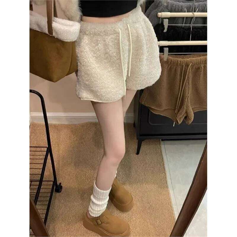 New Idle Style Elegant Lamb Wool Drawstring Shorts Women's Winter High-Waisted Loose-Fit Warm Casual Heat Pants XJ260206