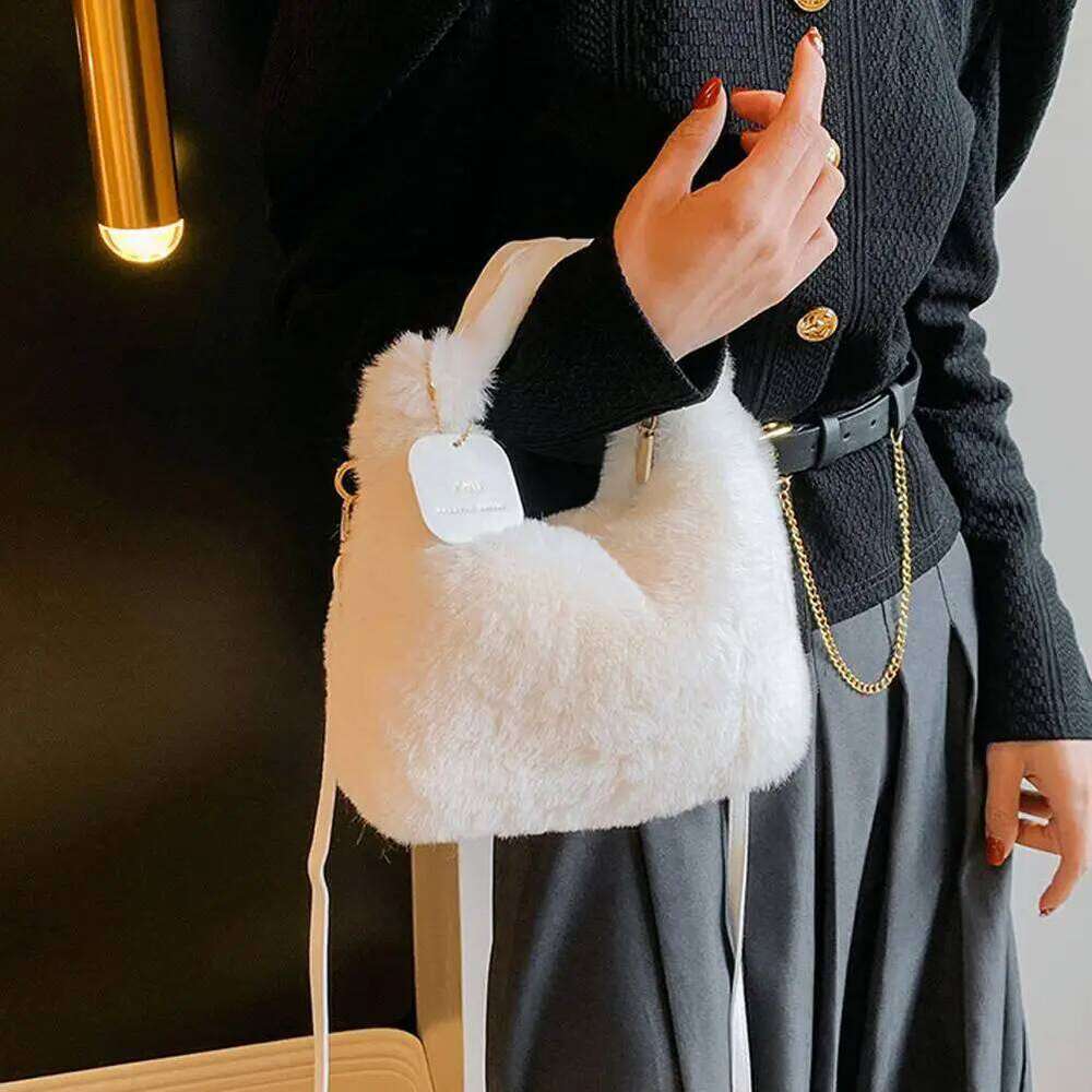 New Winter Plush Handbag Small Half Moon Crossbody Simple Elegant Cute Ladies Shoulder Bag XJ260129