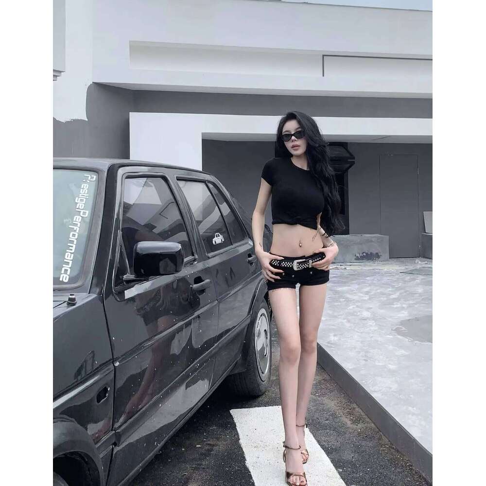 Low-rise Denim Hot Shorts Women's Summer Skinny Rivet Slim Sexy Hip-wrapped Tight Jean Short Female Y2k Versatile Pantalones H260206