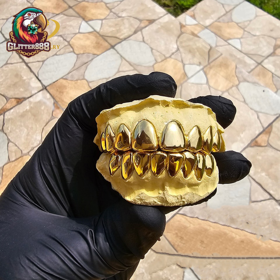 Hip Hop Grillz Teeth Solid Gold Yellow 10k Grillz Plain 8 Teeth Top Bottom Single Tooth Silver Grillz for Teeth Body Jewelry