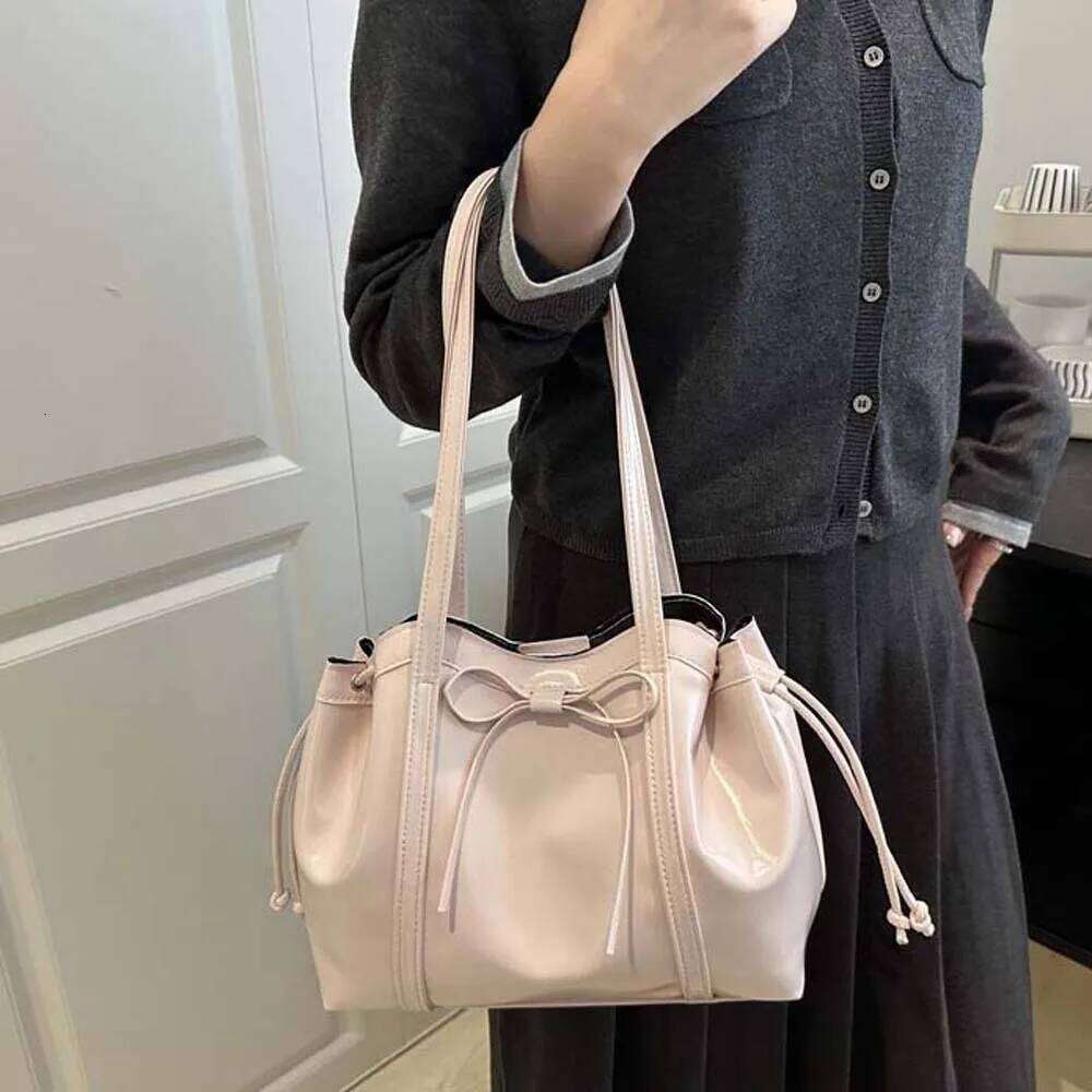 Solid Color Texture Tote Ribbon Magnetic Button Bow PU Shoulder Bag Waterproof Large Capacity Lady Underarm Pouch Women Y260205