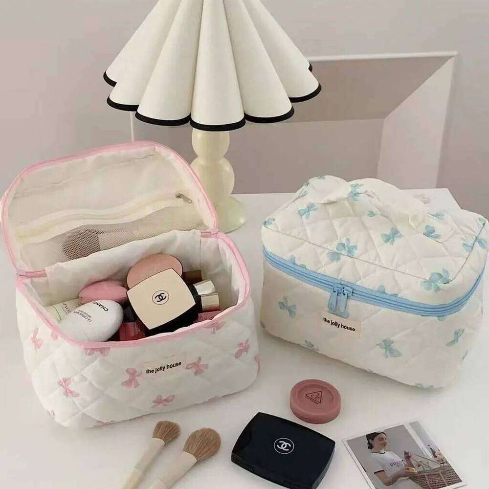 Bow Makeup Large Capacity Portable Travel Toiletry Cosmetics Storage Bag for Girls Y260206
