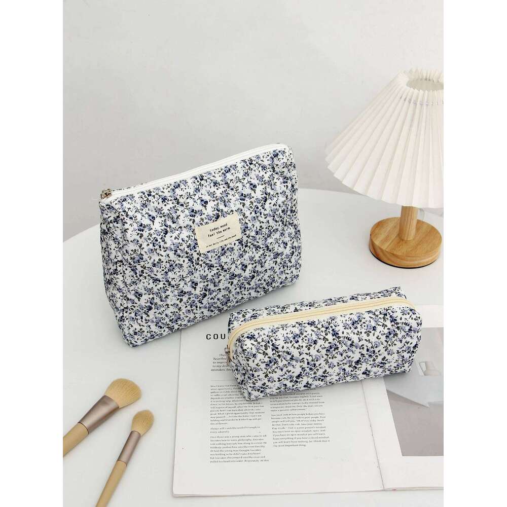 1pc/set Pink Quilted Handheld Makeup Bag, Cute Travel with Large Capacity, Portable Toiletry Bag Set Y260206