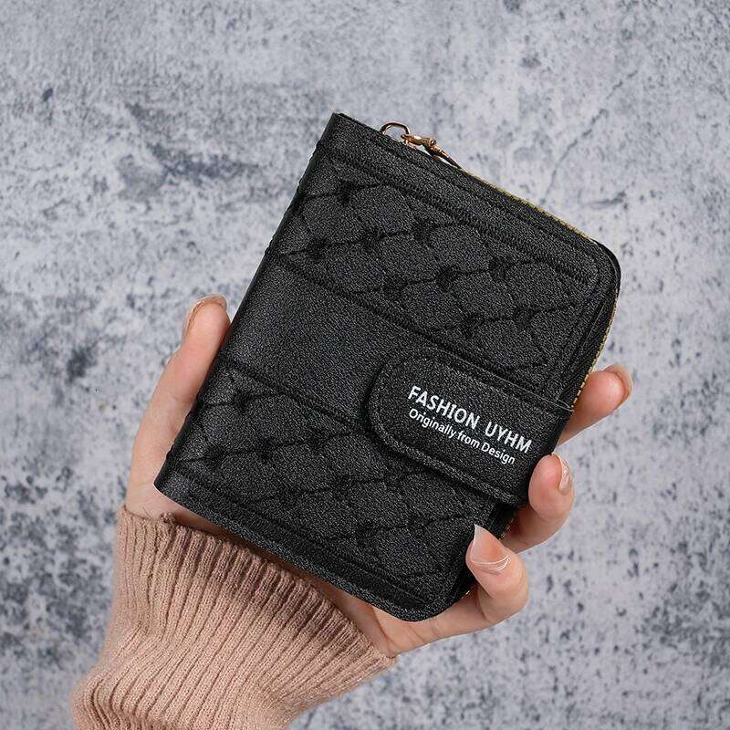 2024 new ladies short zipper large capacity coin purse Joker love color clutch card package Y260206