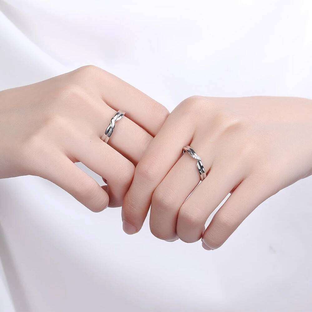 Copper Plated Silver Twist Tie Knot Couple Wedding Engagement Ring Crystal Men Women Valentine Gift Wholesale 2PCS Drop shipping W260206
