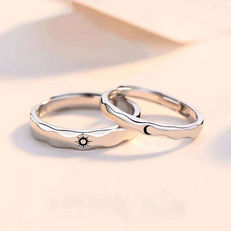 2Pcs Silver Color Sun Moon Couple Rings For Women Romantic Day Night Letter Ring Lover Engagement Banquet Jewelry Dating Gift W260206