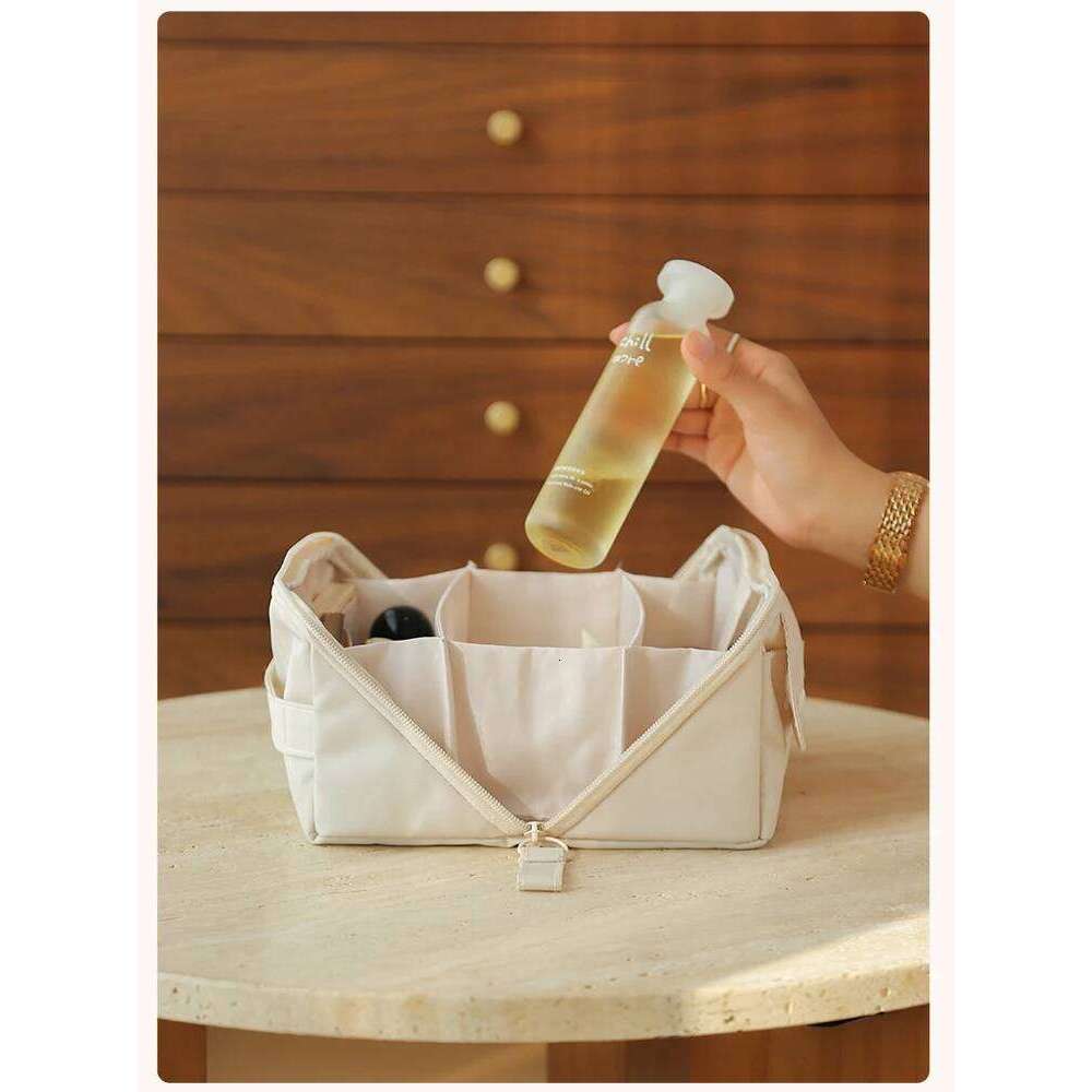 1 piece small tofu cube portable travel essential bag, daily toiletries storage makeup bag Y260206