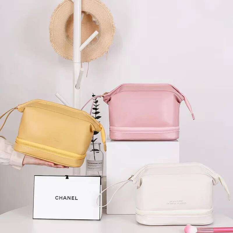 Portable Large Capacity PU Leather Zipper Makeup Women Bags Beauty Travel Make Up Organizer Storage Bath Toiletry Wash Bag Y260206