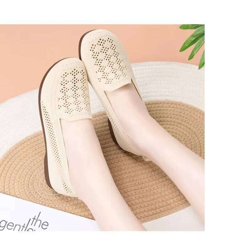 Women'S Summer New Mouth Lazy Casual Breathable Mesh Fabric Mom Soft Sole Shoes Flat Bottom