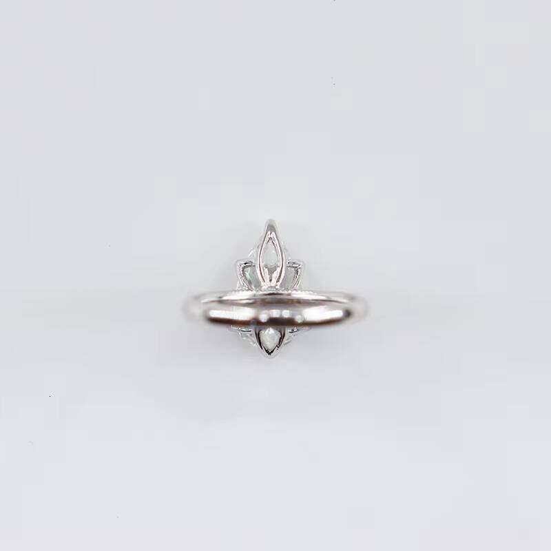 Madonna GIA Certified 3Ct 5Ct Lab Grown Diamond Engagement Ring