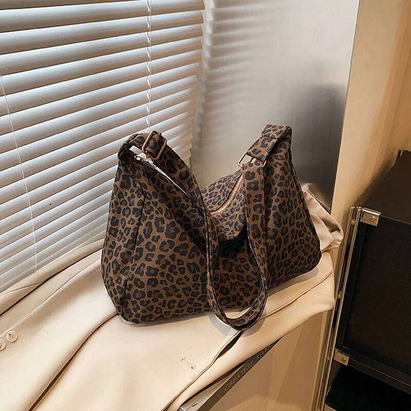 Trendy Casual Soft Textile Women's Shoulder Large Capacity Leopard Print Female Retro Crossbody Bag For Commute Outings XJ260129