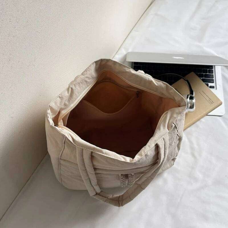 Fashion Large Capacity Tote Women Casual Storage for Work School Commute Versatile and Comfortable Texture Shoulder Bag Y260205