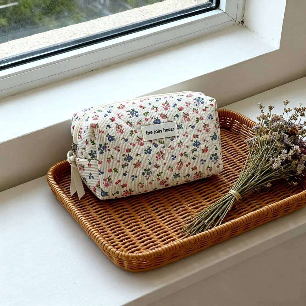 Organizers Cosmetics Women's Necessaire Gifts for Women Large Capacity Vanity Toiletry Bag Pouch Makeup Y260206