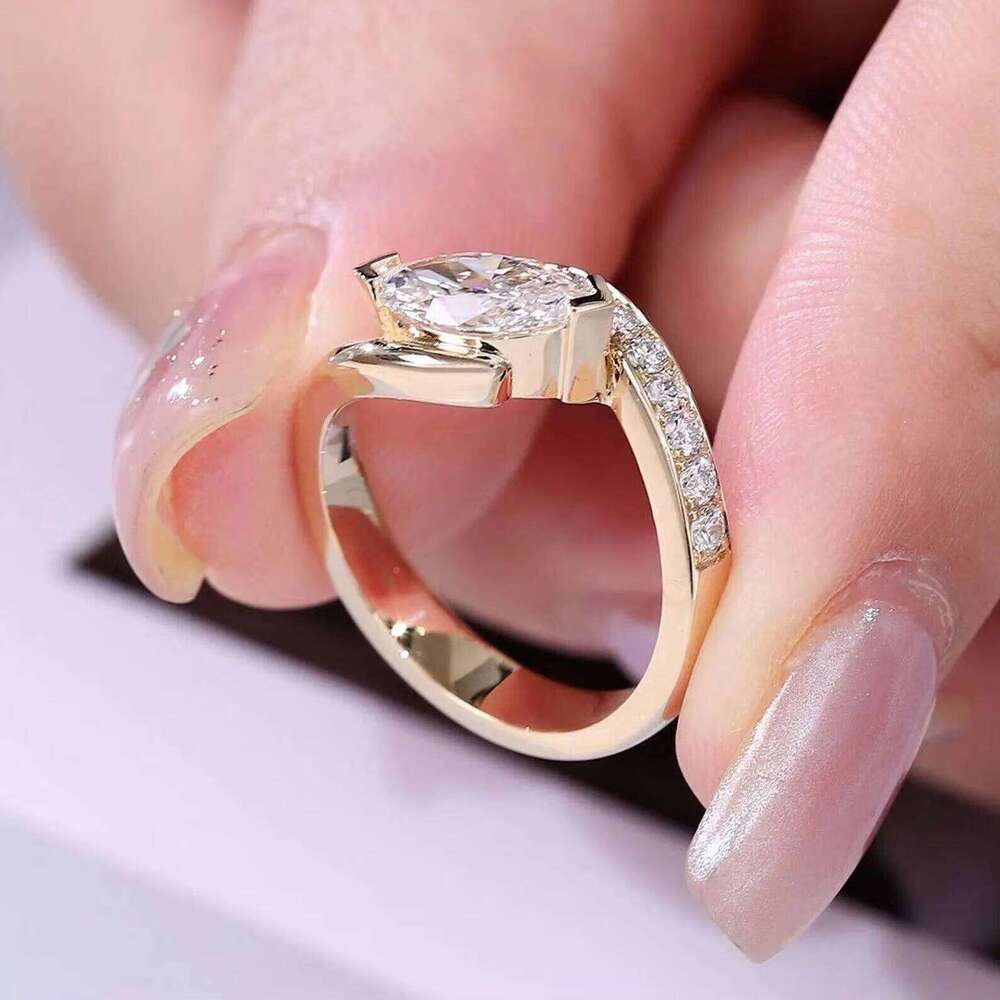 High Quality 10K Gold Moissanite Diamond Women Luxury Ring For Birthday Or Anniversary Available At Factory Price