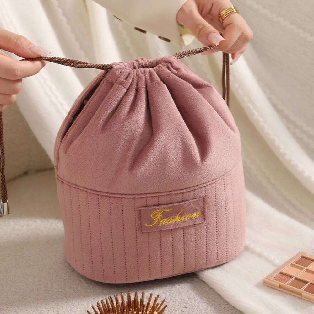 Large Capacity Drawstring Makeup Partition Design Vertical Style Toiletry Lightweight Thickened Cosmetic Bag Travel Use Y260206