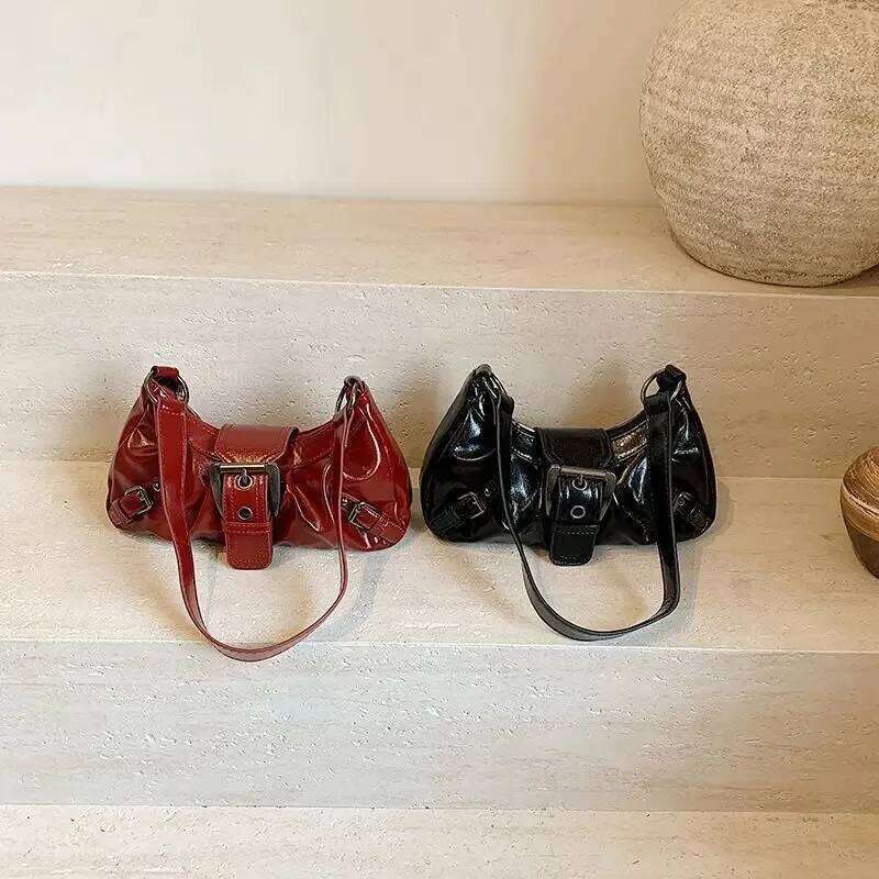 Hot Selling Maillard-Style Retro Style Small Spicy Girls Y2K Vintage Leather Shoulder Underarm Bag Commuter Handbag Y260205