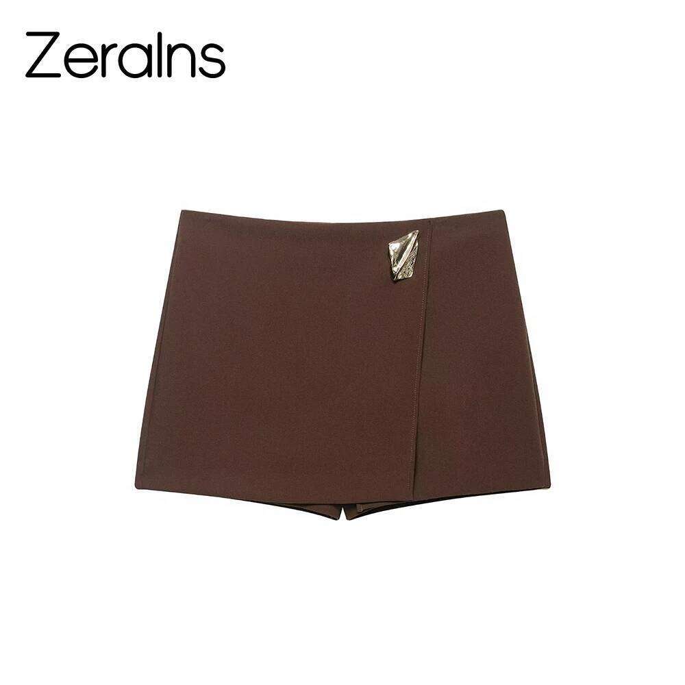 ZERAINS Autumn new women's clothing European and American style high waist asymmetrical metal decoration casual shorts XJ260206