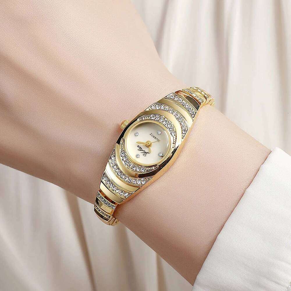 Elegant Women Watches Fashion Rhinestone Ladies Quartz Watch Bracelet Wristwatches Reloj MujerWithout Box Z260206