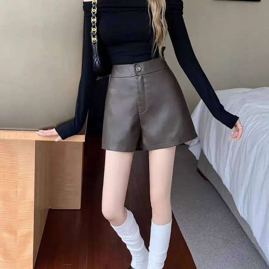 Black PU Leather Shorts Women's Autumn Winter Casual High Waist Slimming A- Line Wide Leg Short Outerwear Boot Pants XJ260206