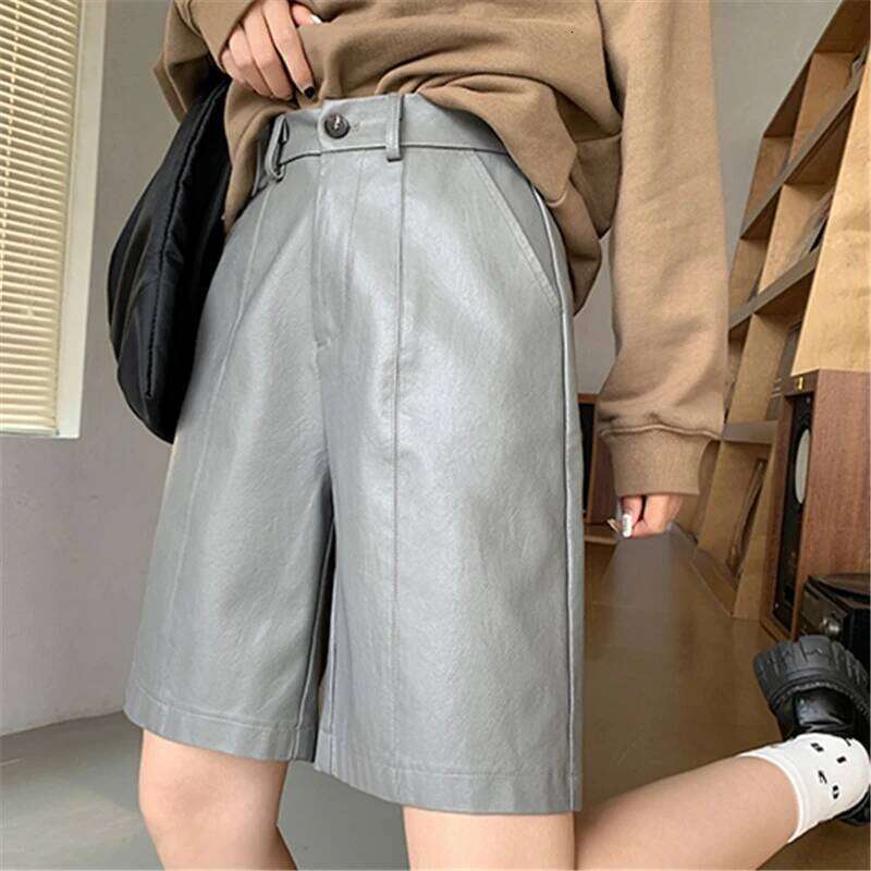 Autumn Winter PU Leather Women's Shorts Grey High Waist Buttons Elegant Korean Casual Loose Wide Leg Half Pants Female 2024 New XJ260206