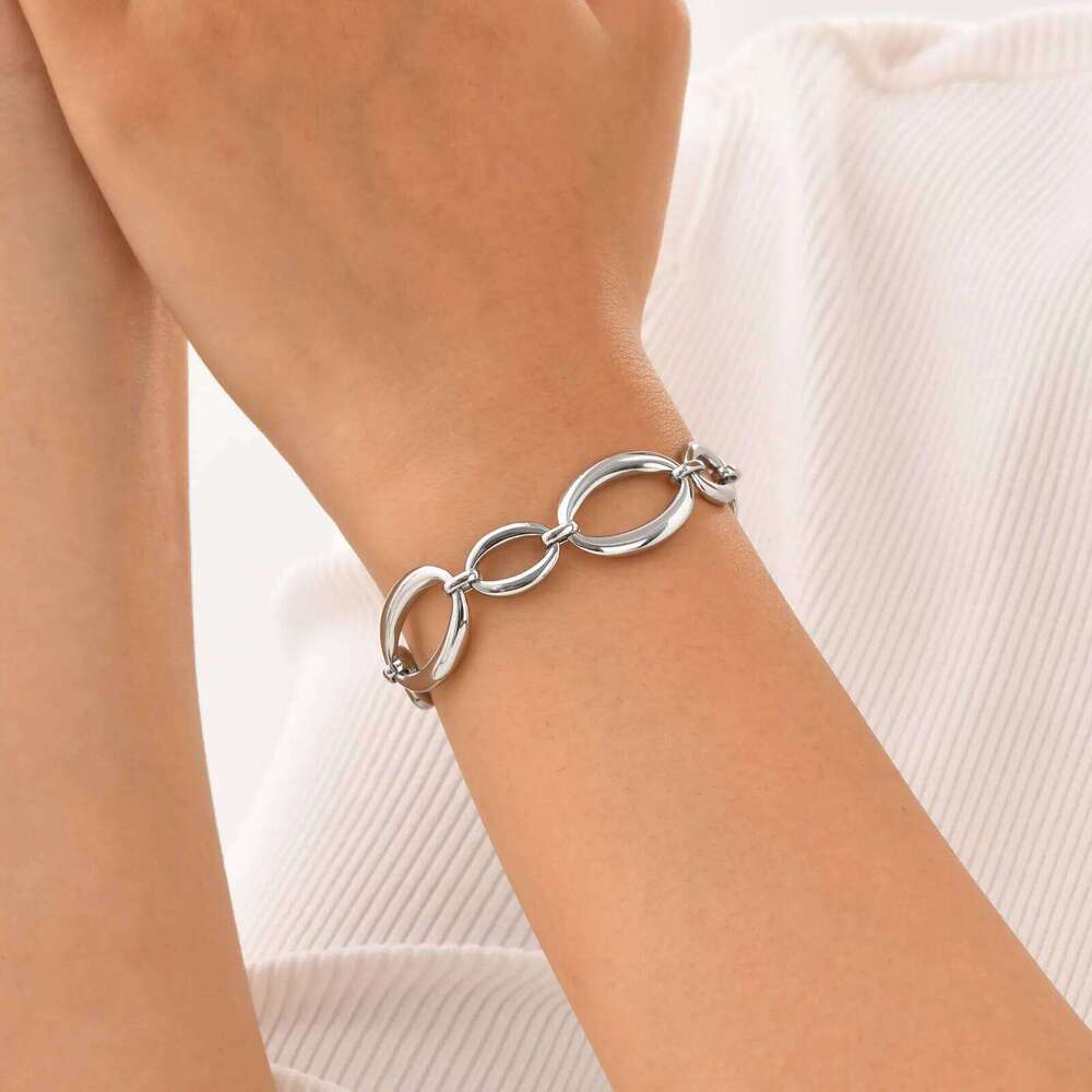 Stainless Steel Oval Handmade Chain Bracelet High Quality Premium Unique Design Light Luxury Jewelry For Women Party Gifts 26H0206