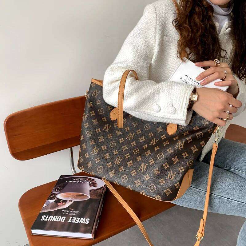 Elegant Shoulder In Leather For Women Handbag Crossbody Bag From Luxury Brand Famous Designer Ladies Classic Style Y260205