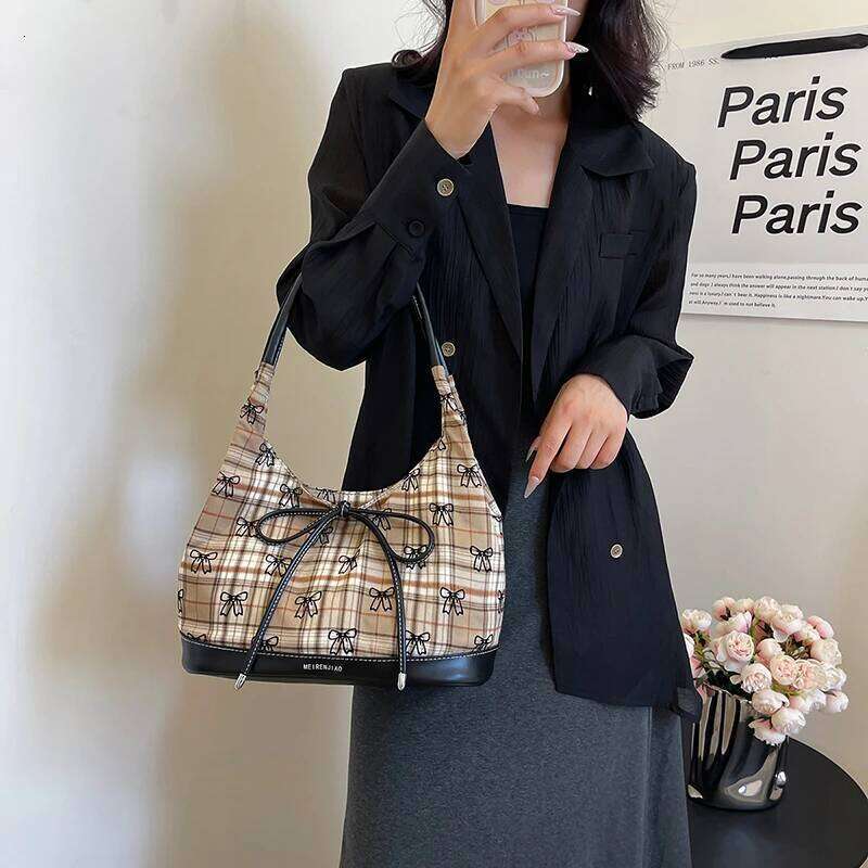 Women Leather Luxury Classic Designer Fashion Shoulder Crossbody Tote Bag Elegant Handbag For Everyday Modern Living Y260205