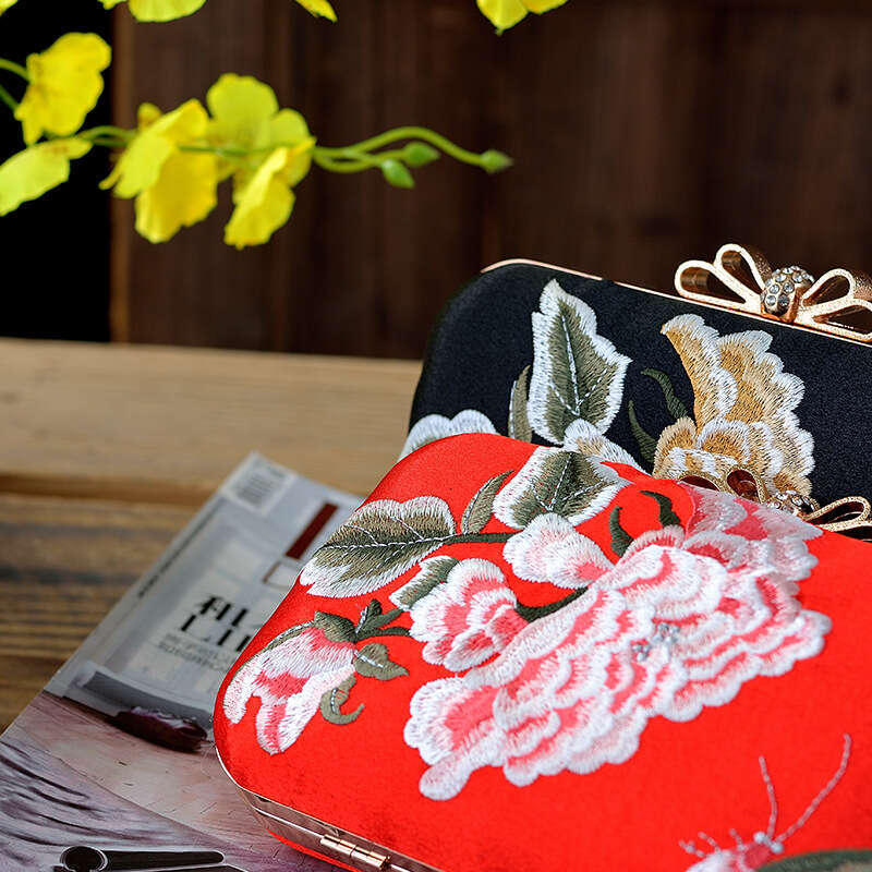 New Fashion Chinese Embroidered Flower Cheongsam Women's Hanfu Ancient Style Bag MASA