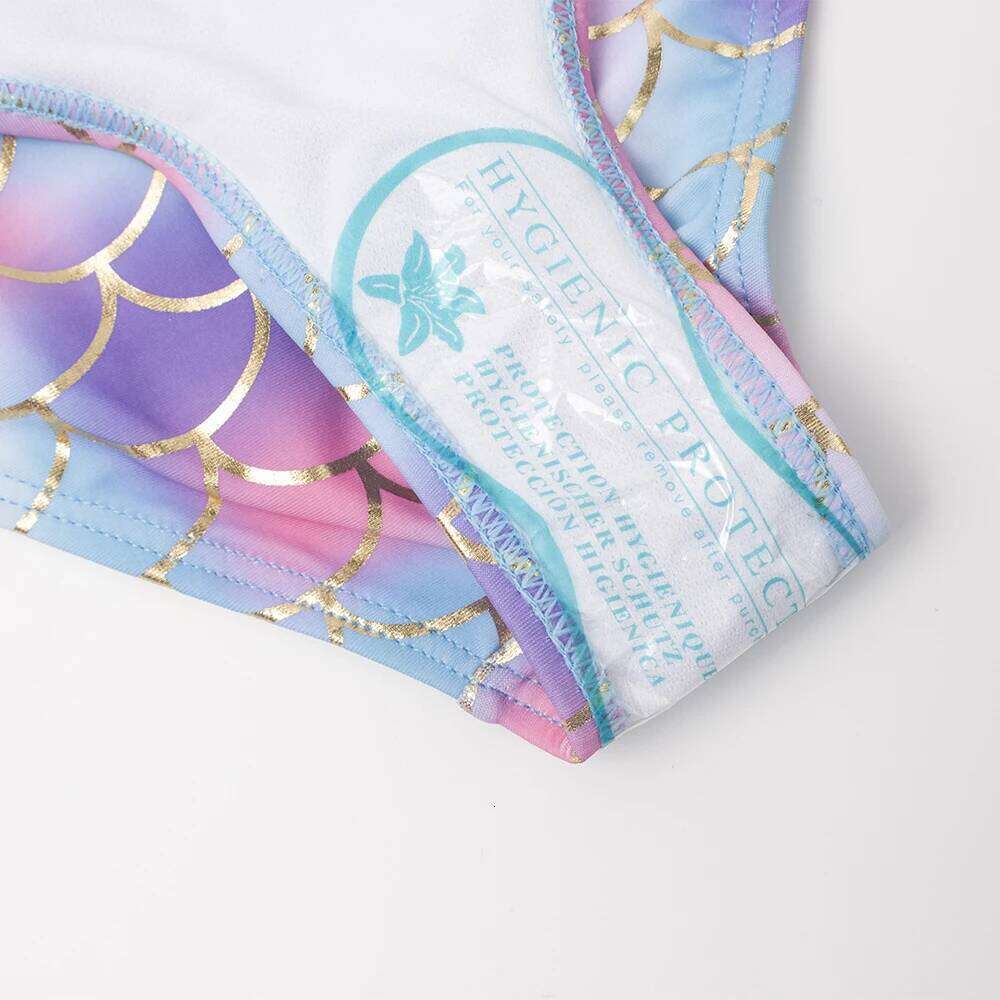 Girl 2 Pieces Swimsuits Mermaid Pattern Swimming Suits Children Swimwear Girls Bikinis Set Kids Biquini Infantil Bathing Suit XJ260206
