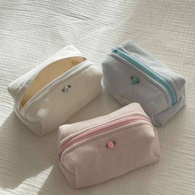 Fashion Makeup Case Elegant Sweet Floral Lipstick Bag Portable Large Capacity Travel Organizer Cosmetic Toiletry Pouch Y260206