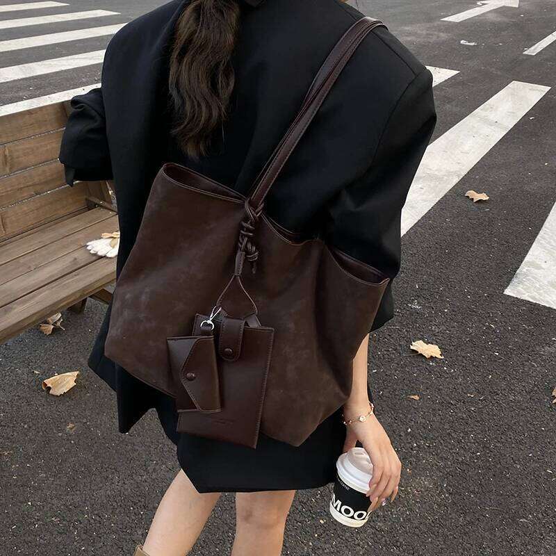 Women Leather Classic Fashion Luxury Designer Crossbody Shoulder Tote Bag Elegant Handbag For Everyday Chic Living Y260205