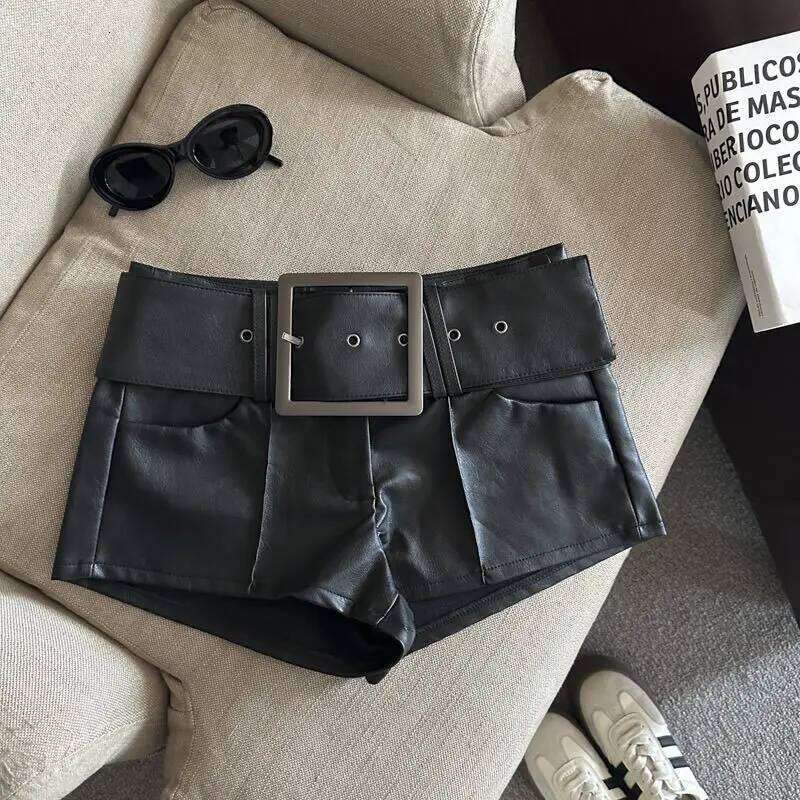 Autumn New 2025 Fashion Design Wide Belt PU Leather Women's Casual Booty Shorts XJ260206