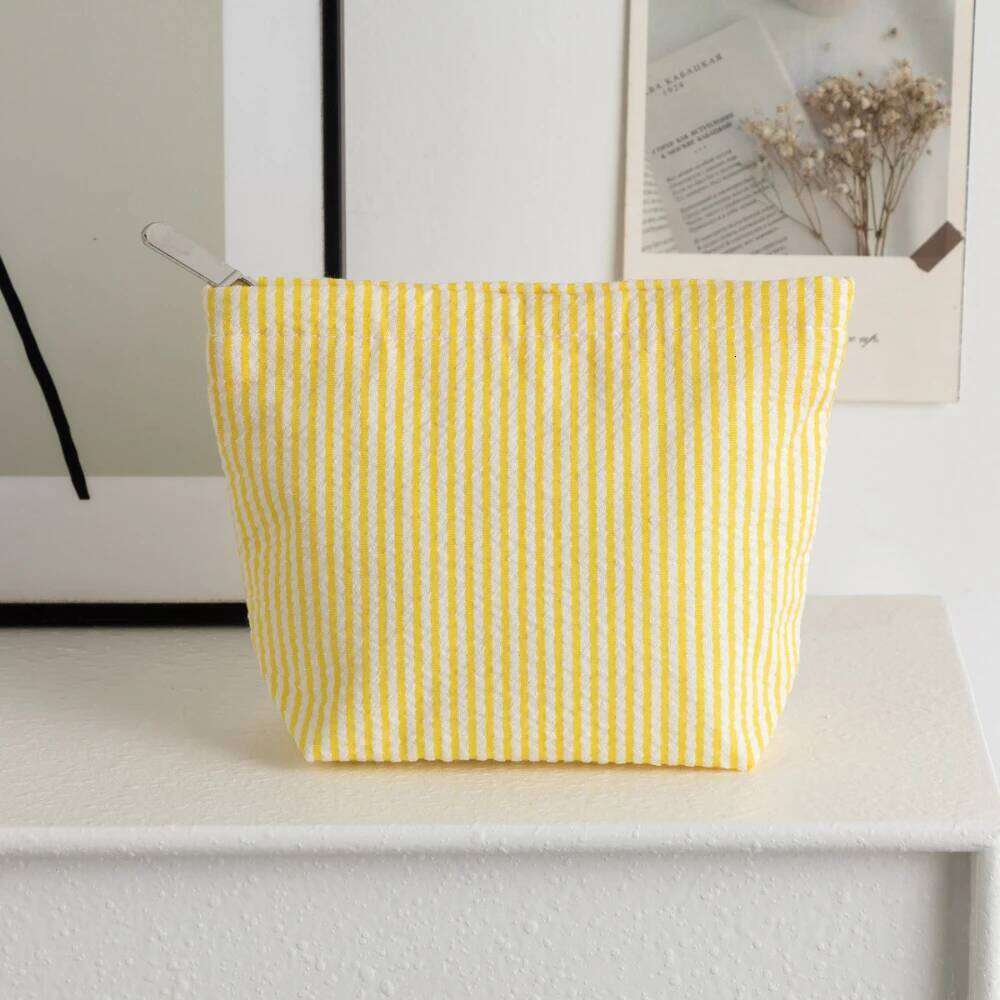 Vertical Striped Storage Make Up Ladies Trendy Small Cosmetic Bags for Women Lady with Zipper Portable Travel Organizer Bag Y260206