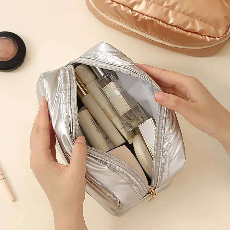 Large Capacity Tote Cosmetic Bag New Gold Silver Travel Toiletry Pouch Portable Makeup Organizer for Lipstick Cosmetics Case Y260206
