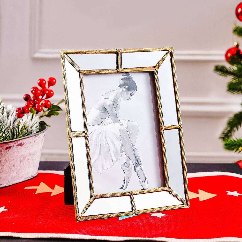 1PC, with a simple golden resin material frame and mirror glass inlaid decoration, suitable for photo display S260205