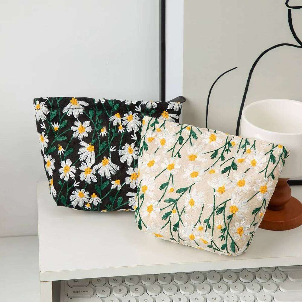 Floral Embroidery Women Cosmetic Canvas Zipper Make Up Bag Travel Washing Makeup Organizer Beauty Case Storage Pouch Y260206