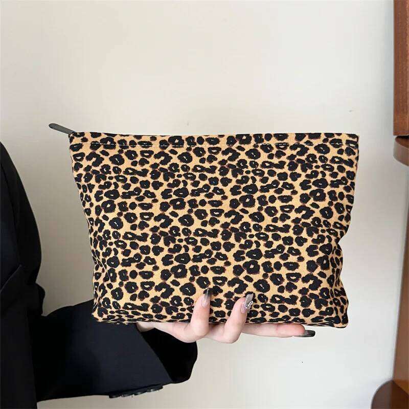 Autumn and Winter Leopard Print Large Capacity Toiletry Women's Makeup Pouch Travel Cosmetic Organizer Bag Y260206