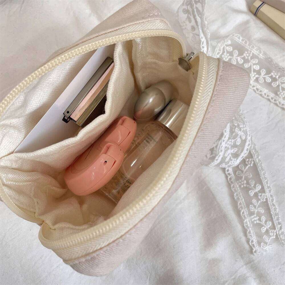 Korean Mini Cute Square Cosmetic Bag Women Portable Earphones Lipstick Cosmetics Storage Pouch Small Makeup Zipper Bags Y260206