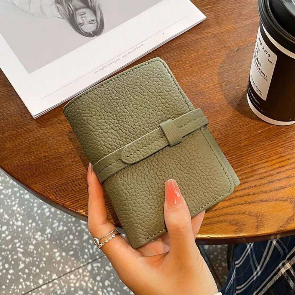 PU Leather Women's Purse Large Capacity Solid Color Short Wallet Pull-out Folding Design Card Holder for Women Y260206