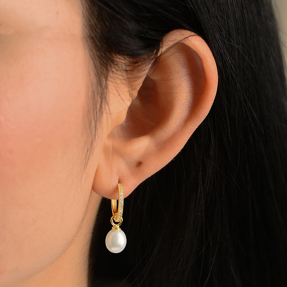 S925 sterling silver light luxury natural pearl with micro-inlaid zirconia, elegant and sophisticated women's earrings