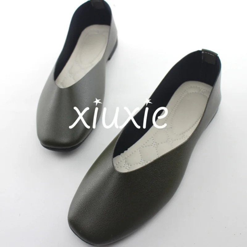 PU Leather Candy Color Ladies Flat Shoes Women Ballet Flats Point Toe Loafers Shoes Woman Retro Zapatos Mujer Big Size42 WSH2442 260124